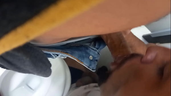 Chupei meu chefe no banheiro do shopping – ESSE E MUITOS EXCLUSIVOS COMPLETOS NO RED