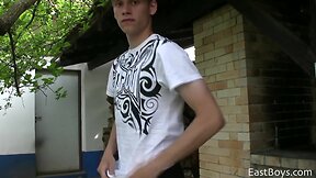 OUTDOOR WEBCAM – HORNY VILLAGE BOY