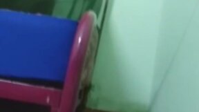 Anh trung niên mập thủ dâm cực phê