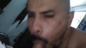 Asi le saque la lechita al final al chico universitario..