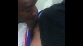 Mexican trader gives pleasure in stall wondahead21