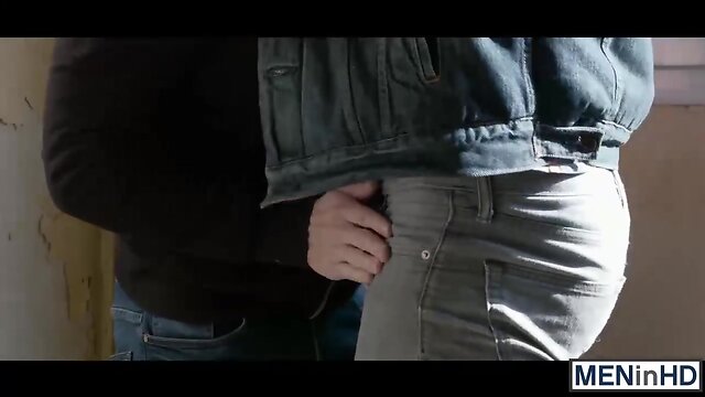 Jessy Ares whips his cock out for Will Braun to feast upon