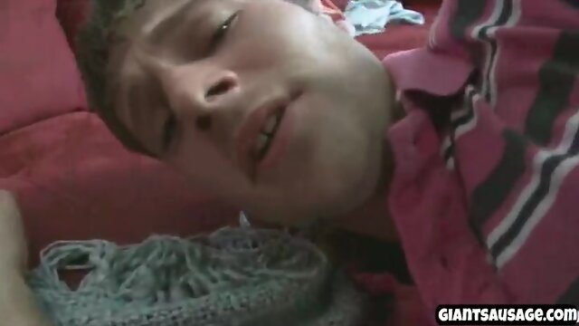 Jock gets giant sausage deep in his ass – scene 3