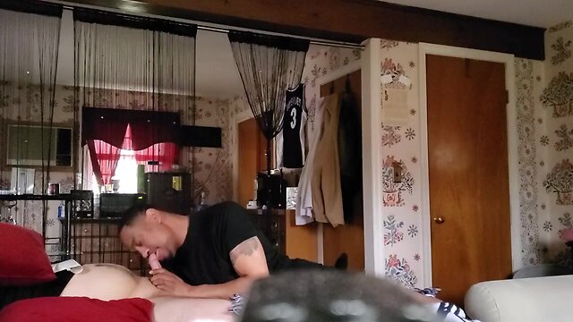 Str8 friend gives in