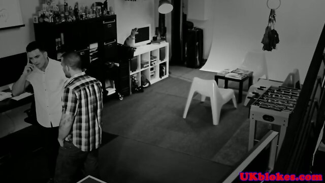 Muscle jock watched while pounding tight butt