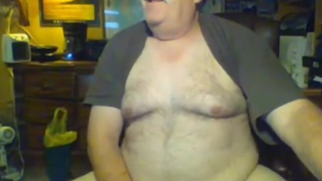 Daddy semen on webcam