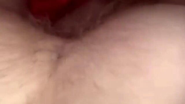 Grindr hookup with three men: a warning